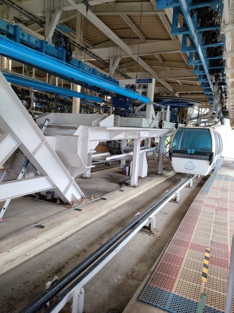 ロープウェイ乗り場の画像